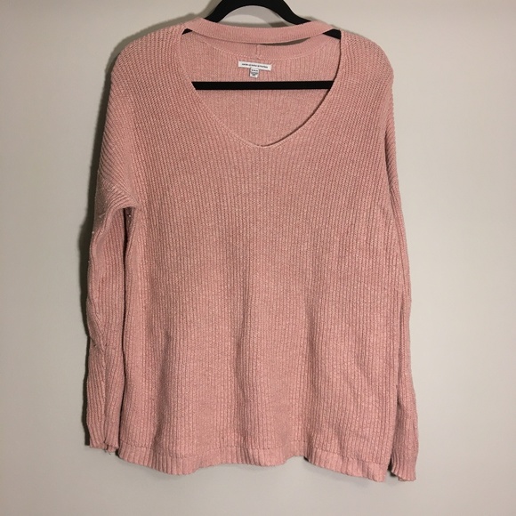 American Eagle Outfitters Sweaters - ⭐️American Eagle Light Pink Choker Knit Sweater⭐️